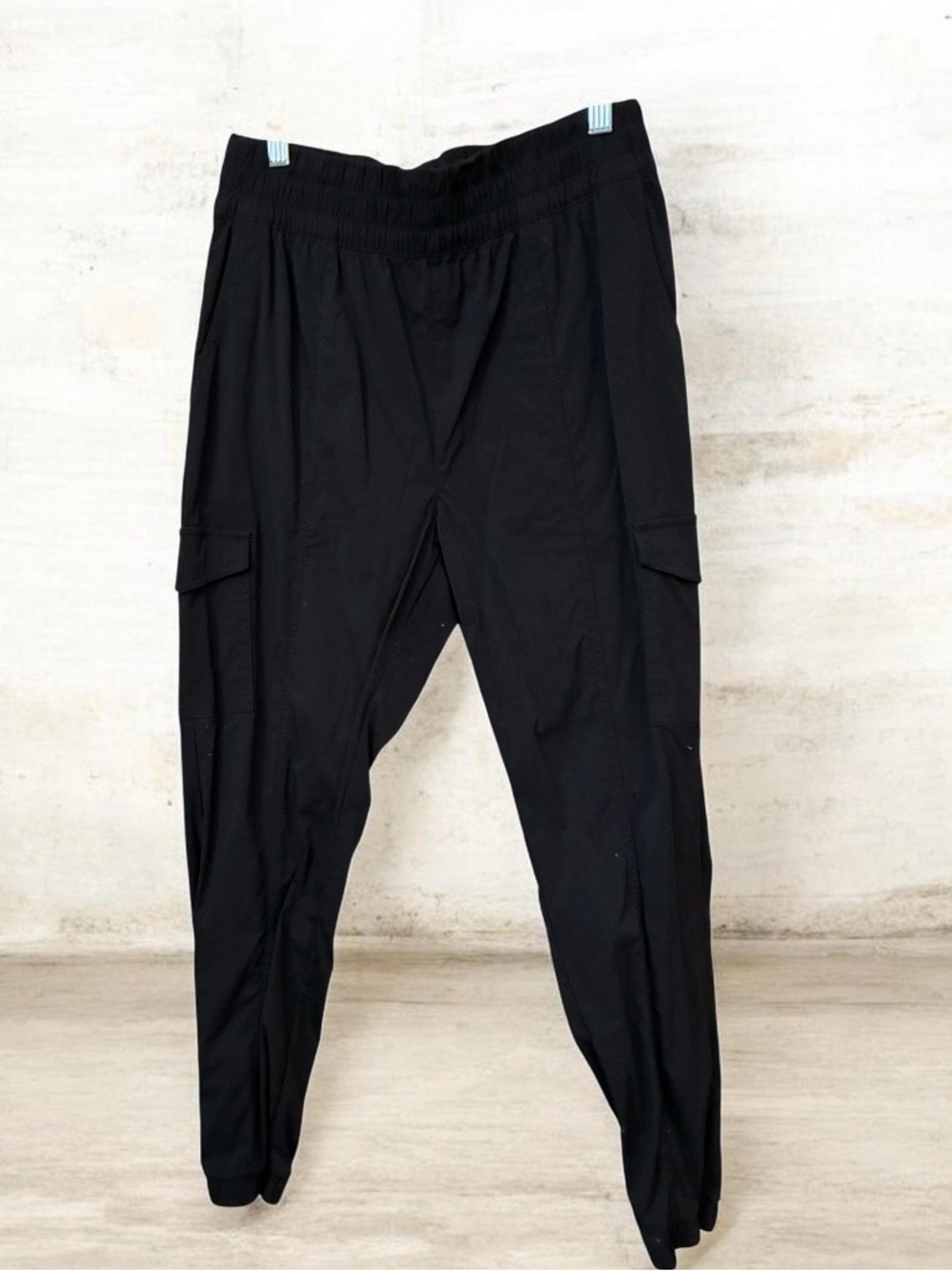 Women Black Cargo Jogger Pants - Stylish Comfort